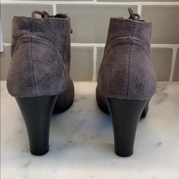 White Mountain Ankle Boots - tie up - Picture 5 of 6